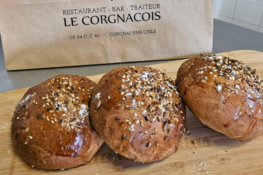 Les pains burgers du Corgnacois - ©Pialeport Pauline