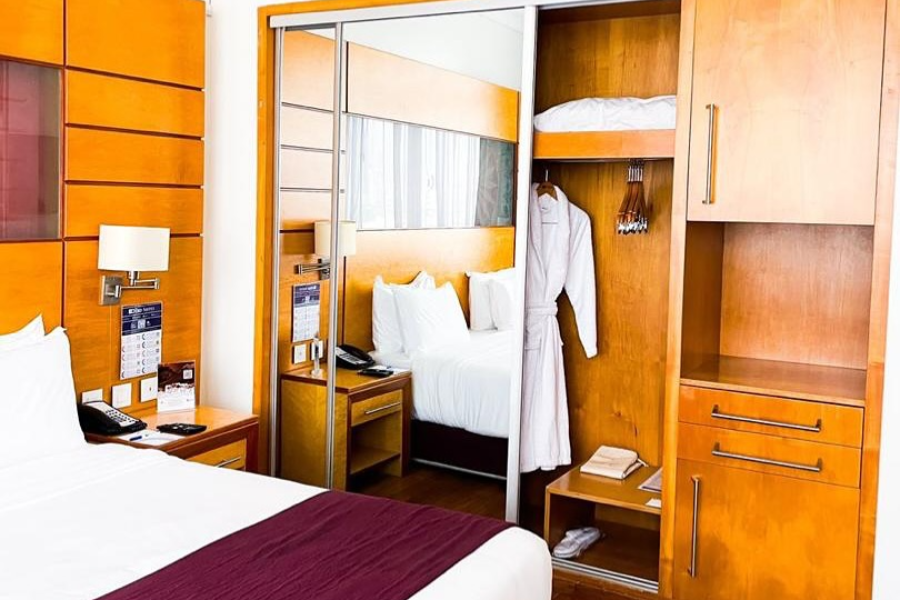 EKO HOTELS & SUITES