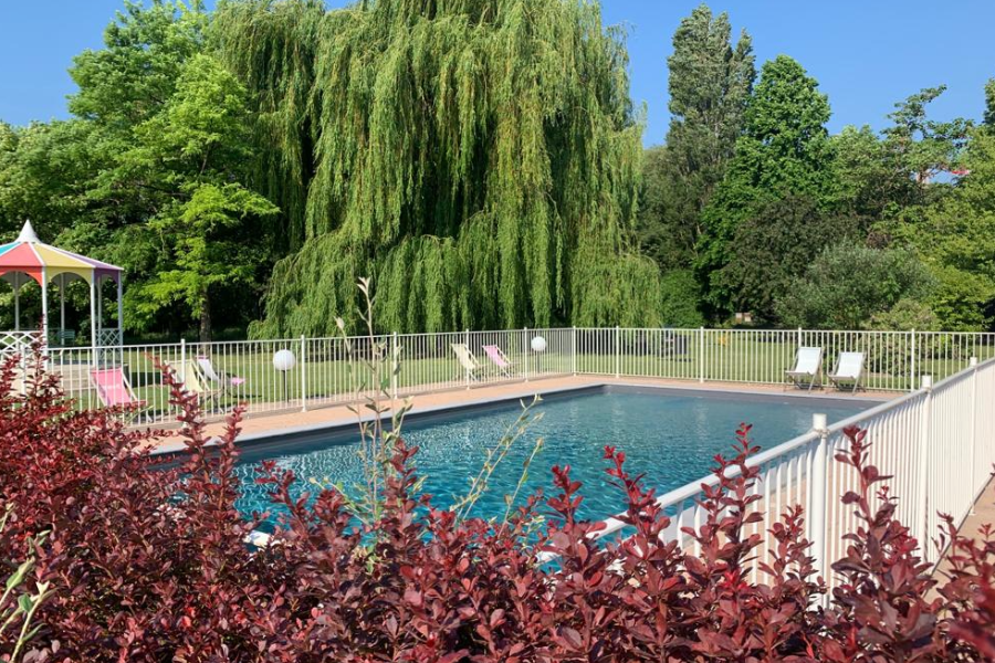 piscine - ©greet hotel & restooo Beaune