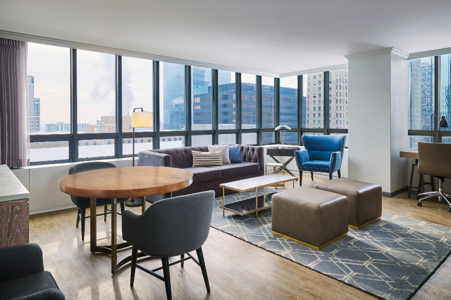 THE MARQUETTE HOTEL CURIO COLLECTION BY HILTON