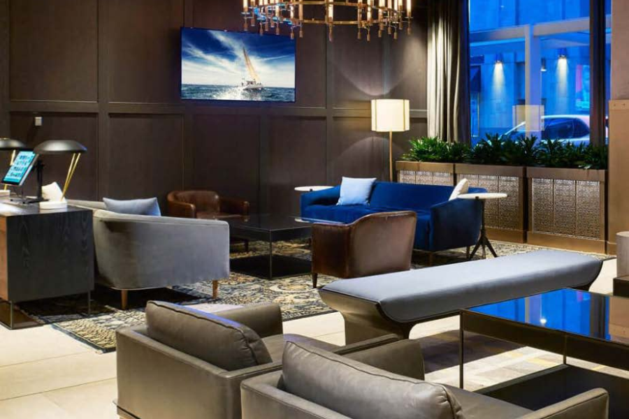 THE MARQUETTE HOTEL CURIO COLLECTION BY HILTON