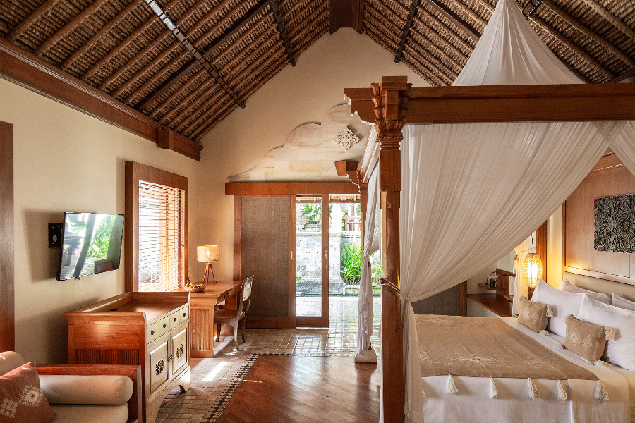 THE LEVEL 2BR Garden Villa (Master Bedroom) - ©Melia Bali