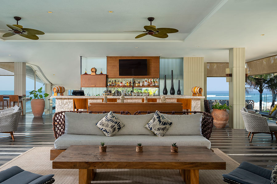 The Mezzanine Lounge and Bar - ©Hilton Bali Resort