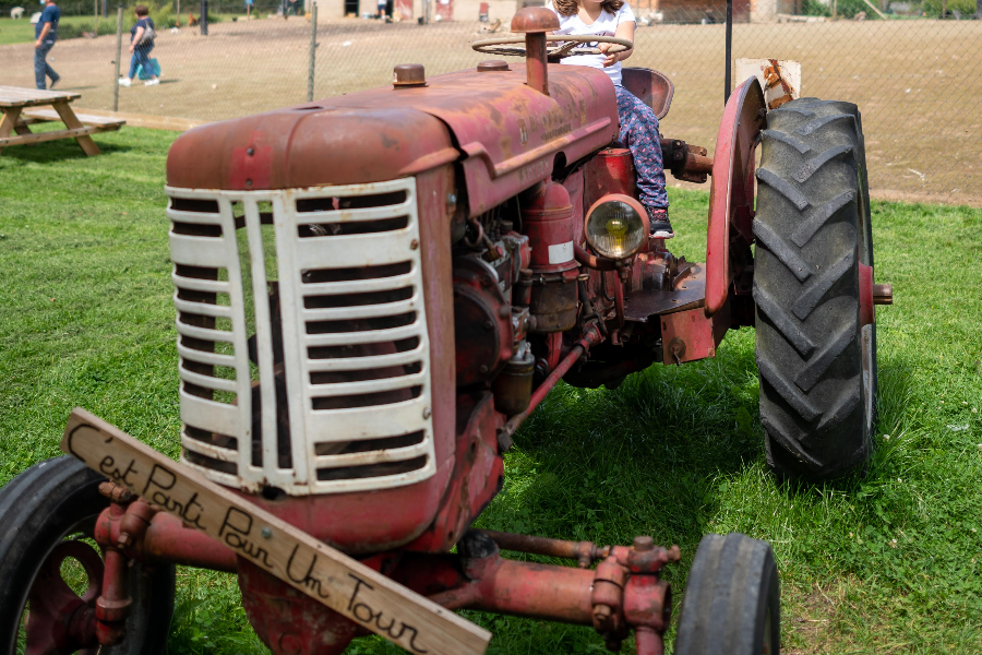 Tracteur - ©Domaine de la Ganne