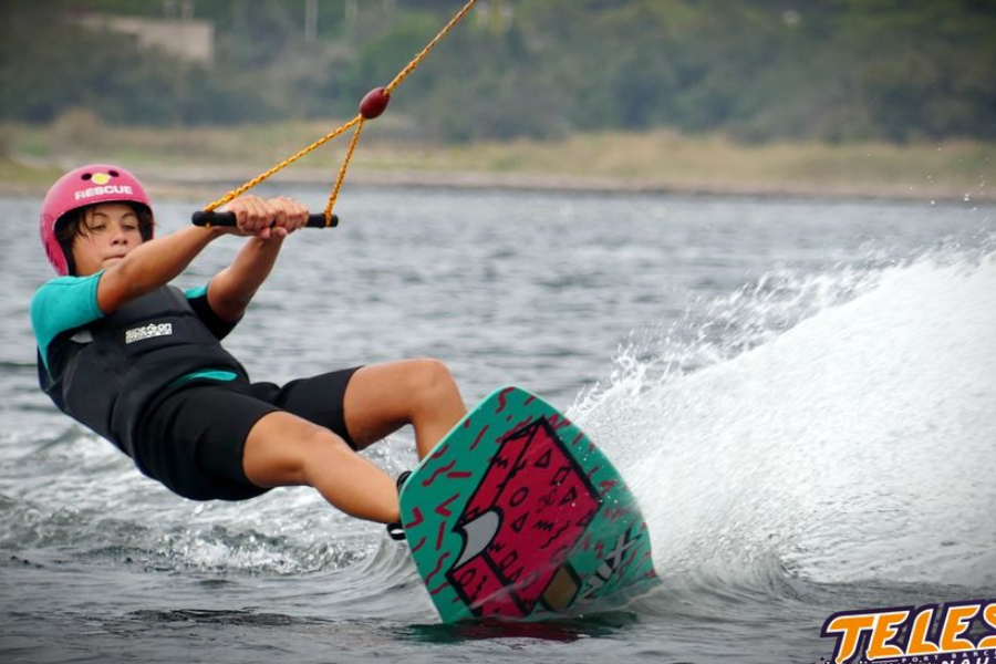 TÉLÉSKI NAUTIQUE