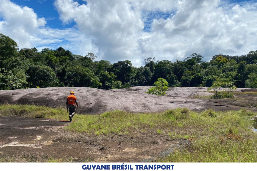 Inselberg Guyane - ©Guyane Brésil Transport