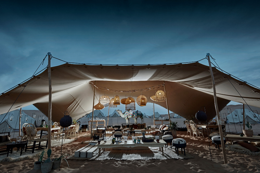 Majlis et dromadaires by night - Magic Camps Wahiba Sands - ©©Karim Hesham/Magic Camps