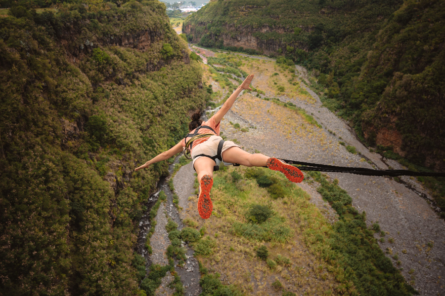 Saut pendulaire - ©Vertikal Jump Réunion