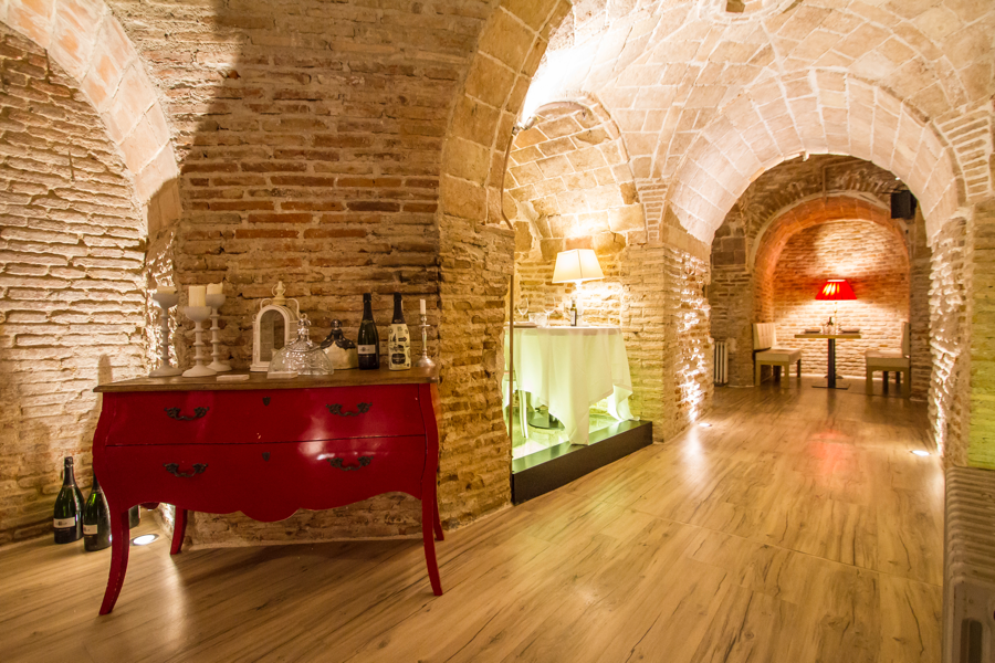 Entrée dans la galerie des voutes - ©Bodega de los Secretos SL