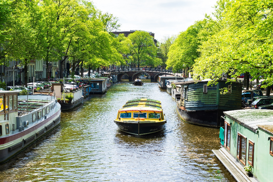 Canal Cruise in Amsterdam. - ©Amsterdam Circle Line