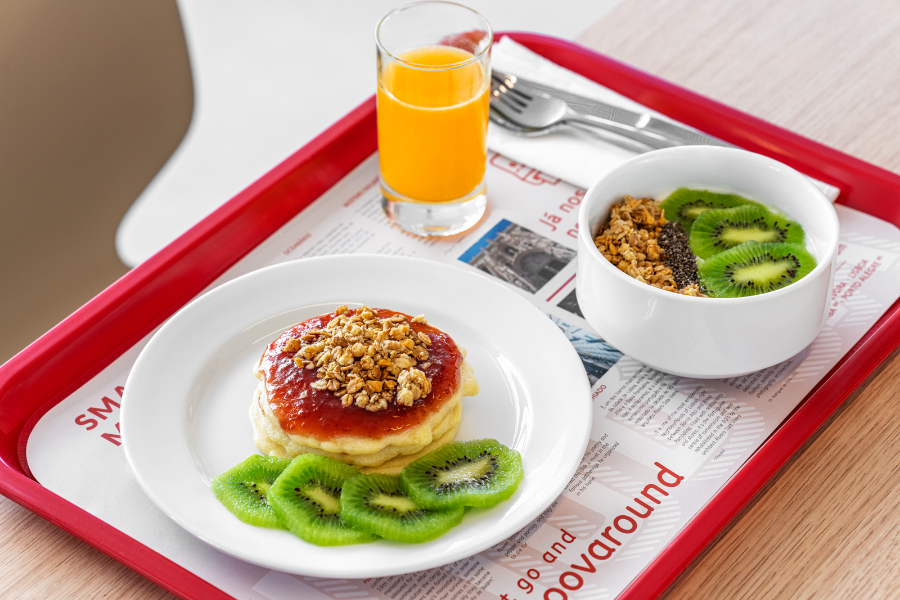 Petit déjeuner continental