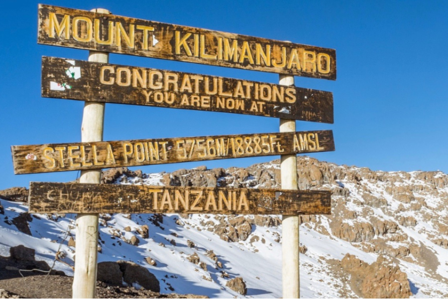 Kilimanjaro climbing, The Roof of Africa, Tanzania - ©Greg Adventures