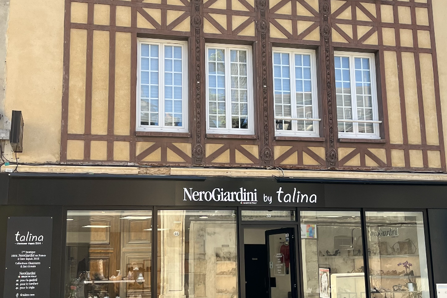 NOUVELLE BOUTIQUE - ©TALINA