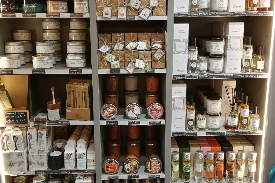 Les meilleures boutiques mode et cadeaux  La Rochelle (17000) en 2026 -  Petit Fut