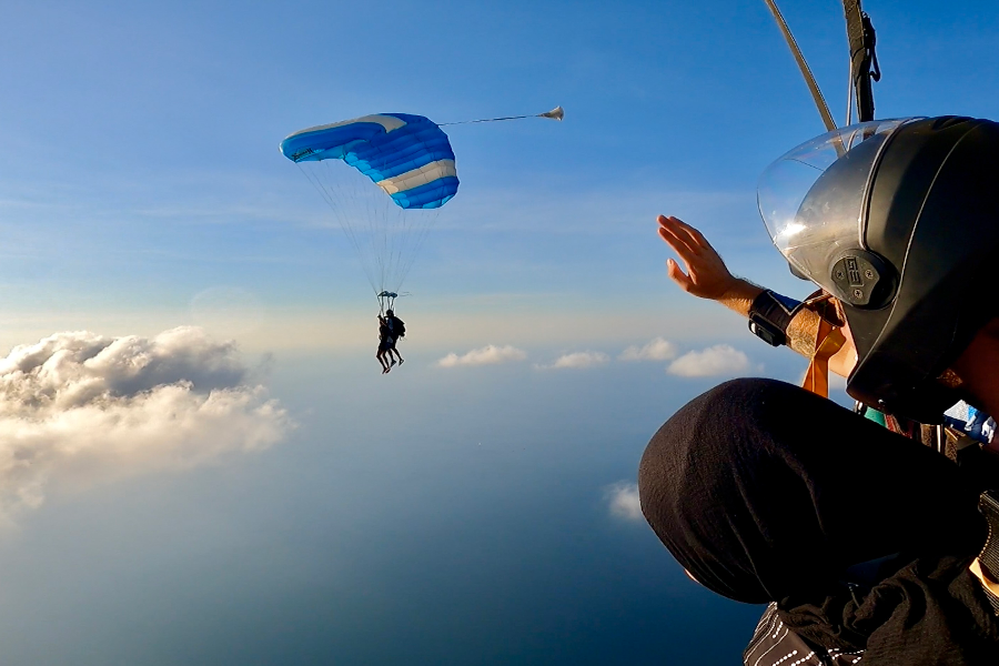 SKYDIVE ZANZIBAR