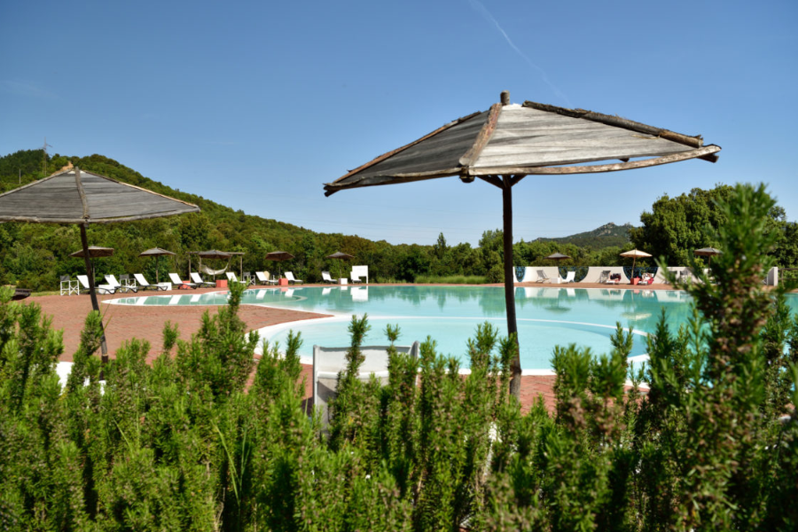 Autour de la piscine - ©Hotel Orlando