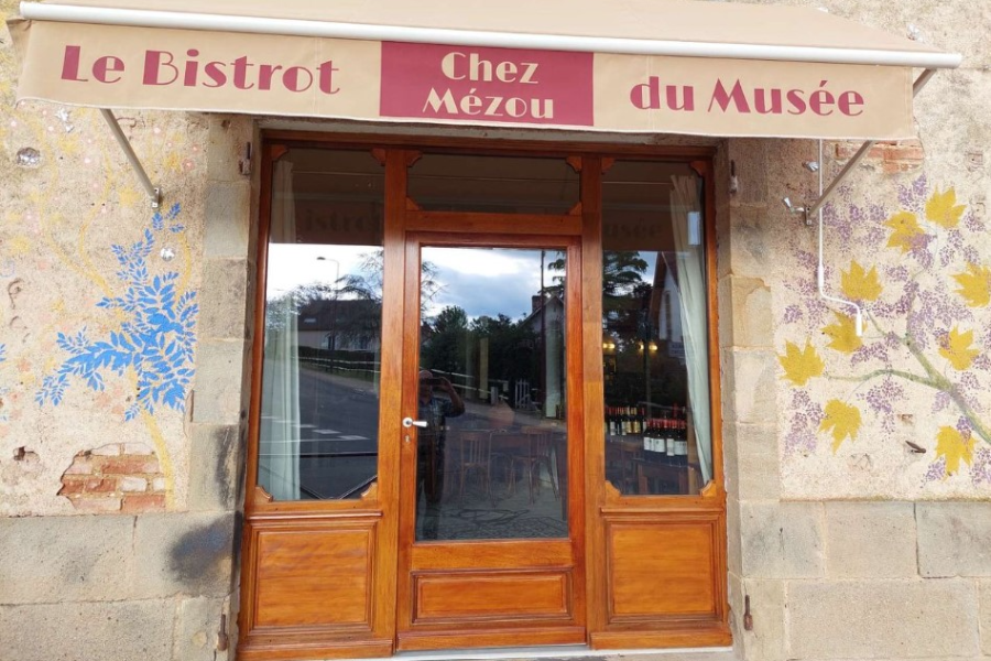 CHEZ MEZOU