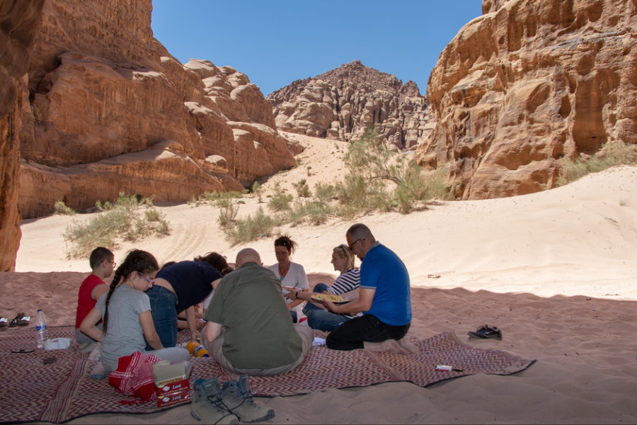 lunch in Wadi Rum desert