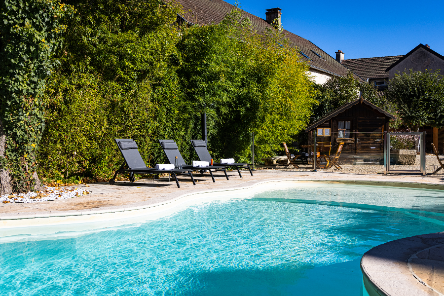 Piscine extérieur chauffée de Mai à Septembre - ©Christophe Fouquin