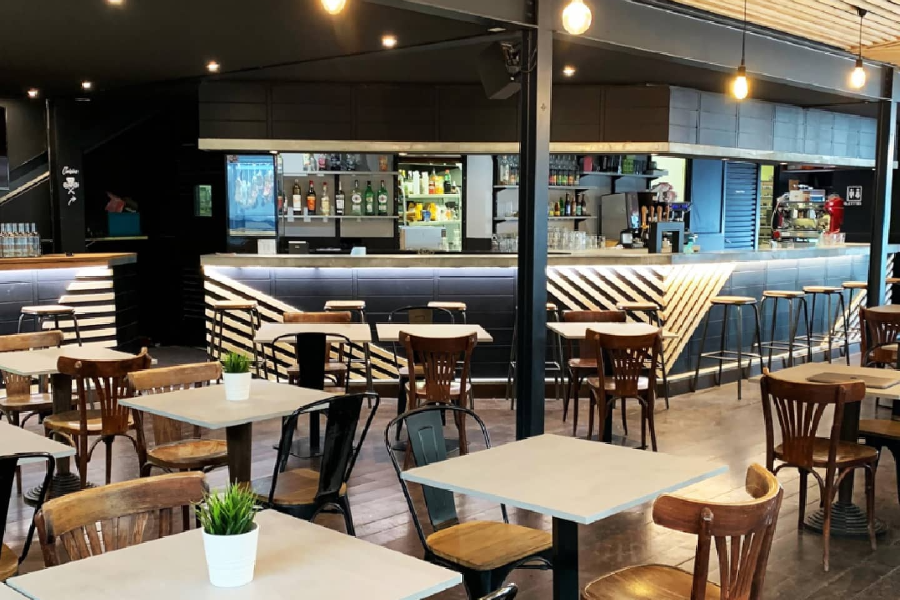 LE BAD'S - Restaurant insolite - Lyon (69007)