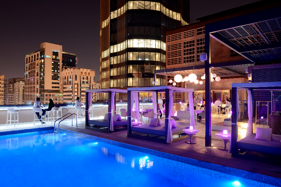 Pool Bar - ©Courtyard by Marriott World Trade Center