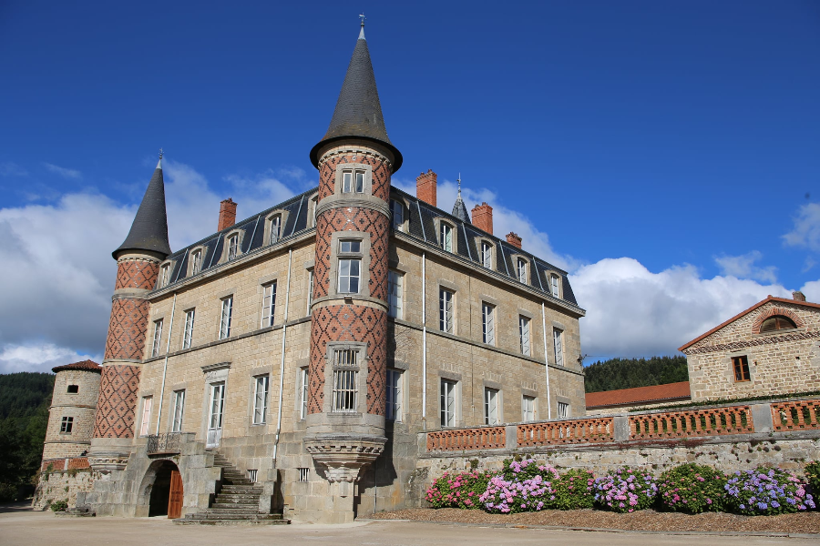 DOMAINE ET CHÂTEAU DE VALINCHES