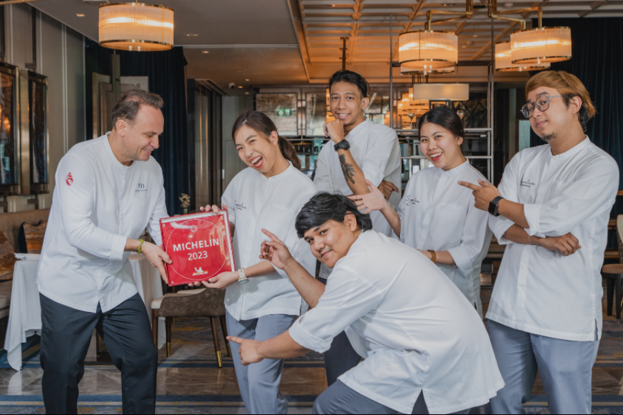 1-Michelin Star Restaurant 2023 - ©Copyright by VIE Hotel Bangkok