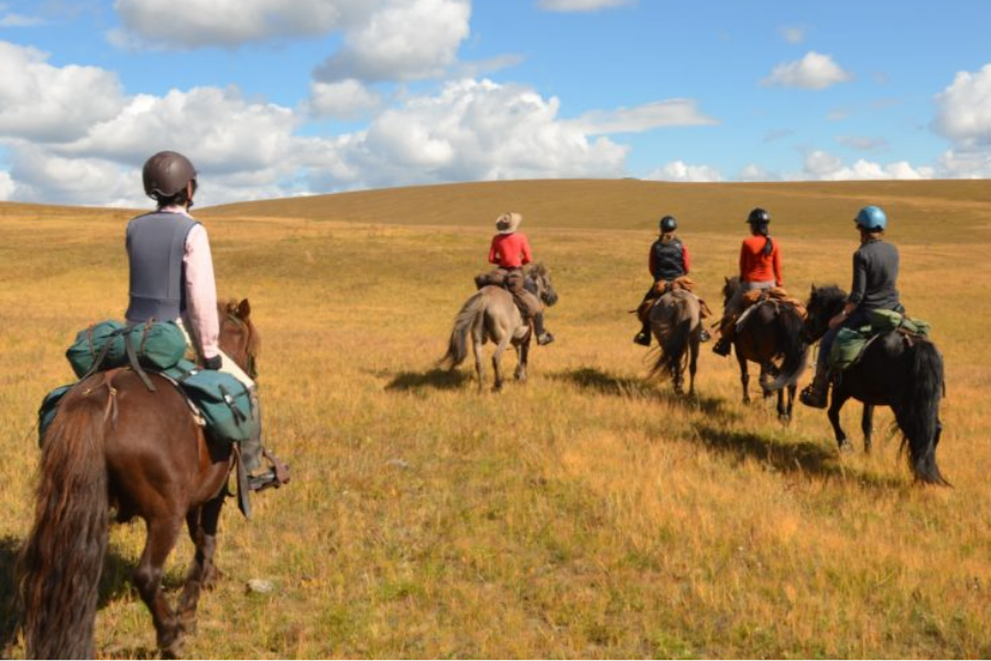 Stone Horse Expeditions & Travel - ©Stone Horse Expeditions & Travel