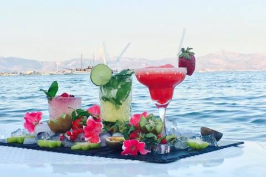 Cocktails with the best ingridients form our best bartenders - ©cactus beach paros