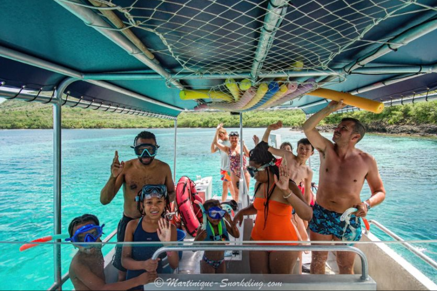 un bateau sur mesures pour notre activité - ©martinique-snorkeling.com