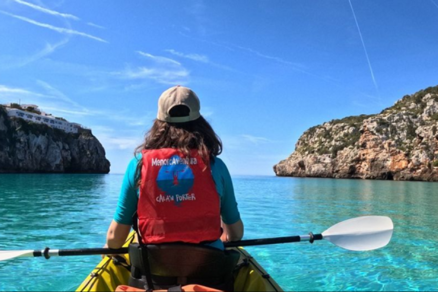 la meilleure excursion kayak de Minorque - ©menorca aventura