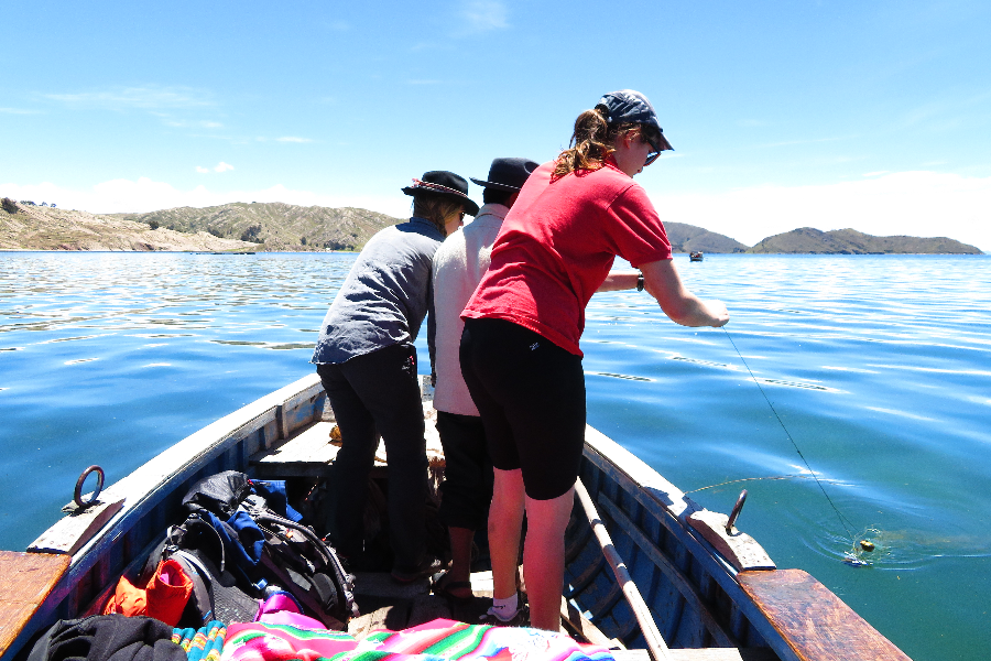 Partez pêcher sur le Lac Titicaca - ©copyright