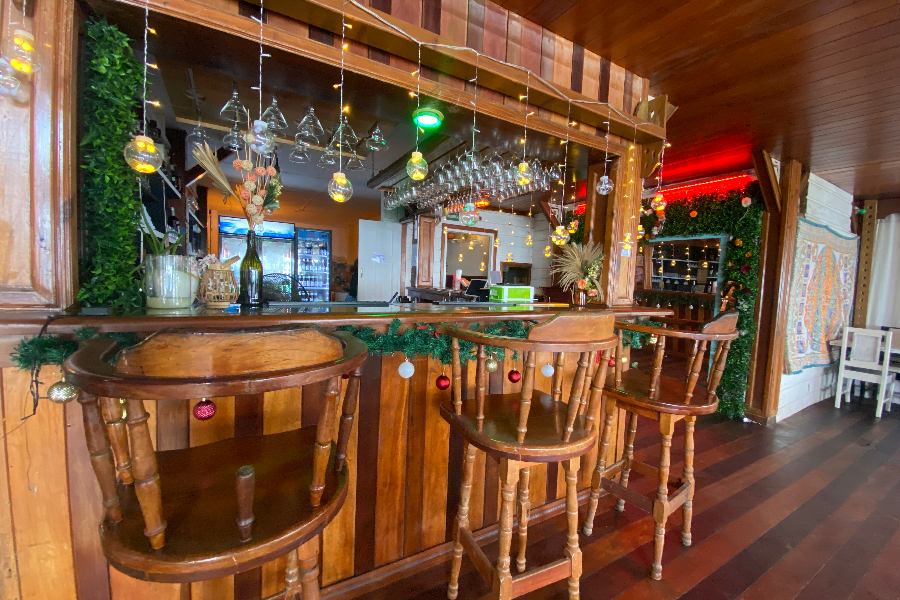 Bar de l'hôtel à Noel - ©LCC