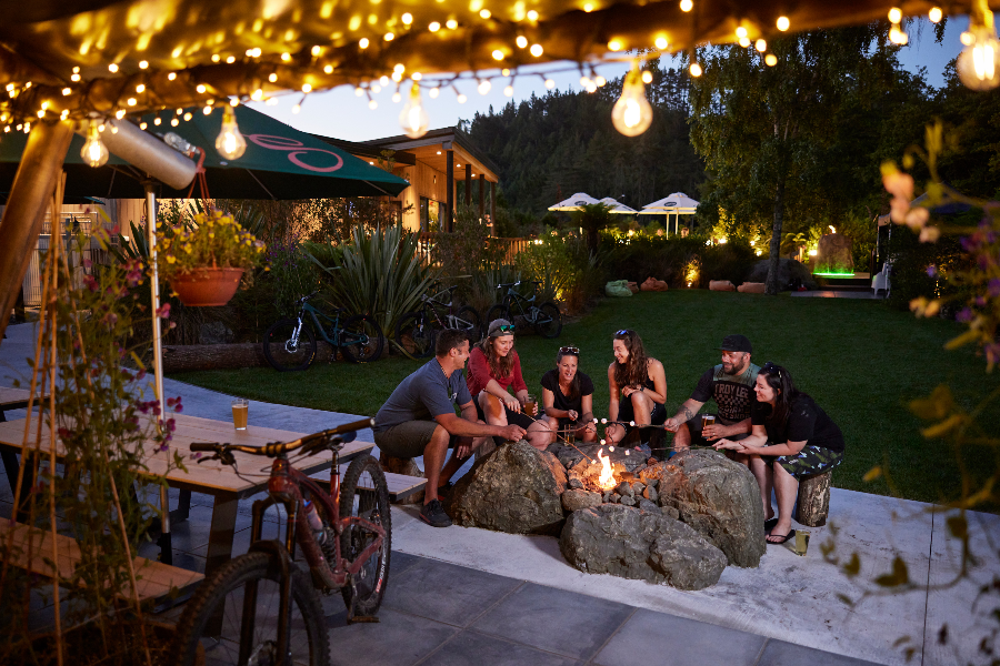 SECRET SPOT - HOT TUBS