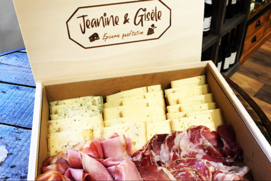 Plateau-apero-charcuterie-fromage - ©Jeanine et Gisele