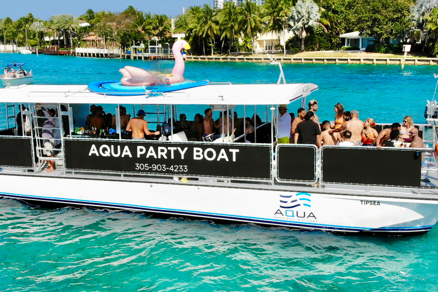 Party Boat miami - ©aquapartyboat