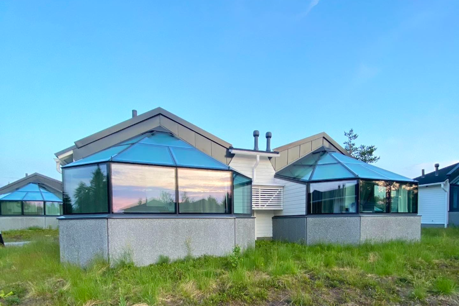 SANTA’S IGLOOS ARCTIC CIRCLE