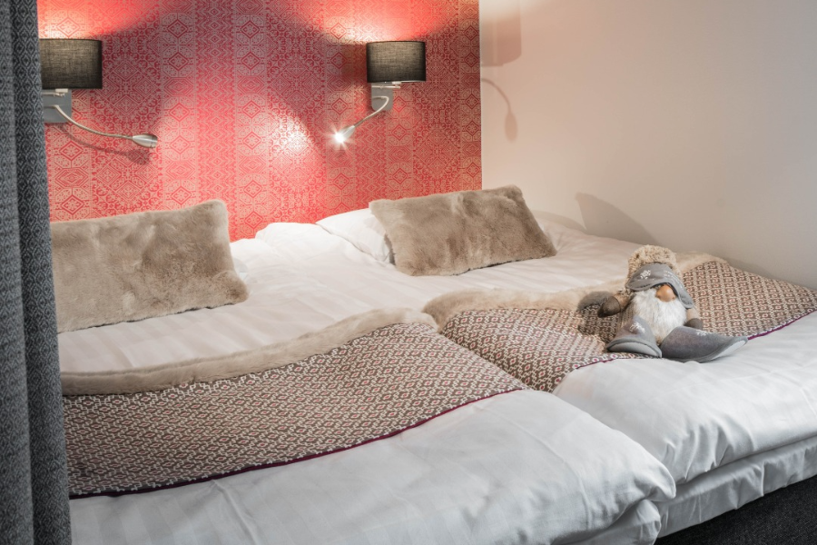 SANTA’S IGLOOS ARCTIC CIRCLE