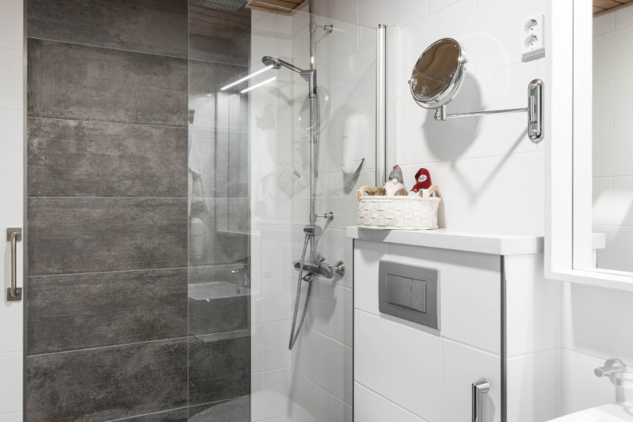 SANTA’S IGLOOS ARCTIC CIRCLE