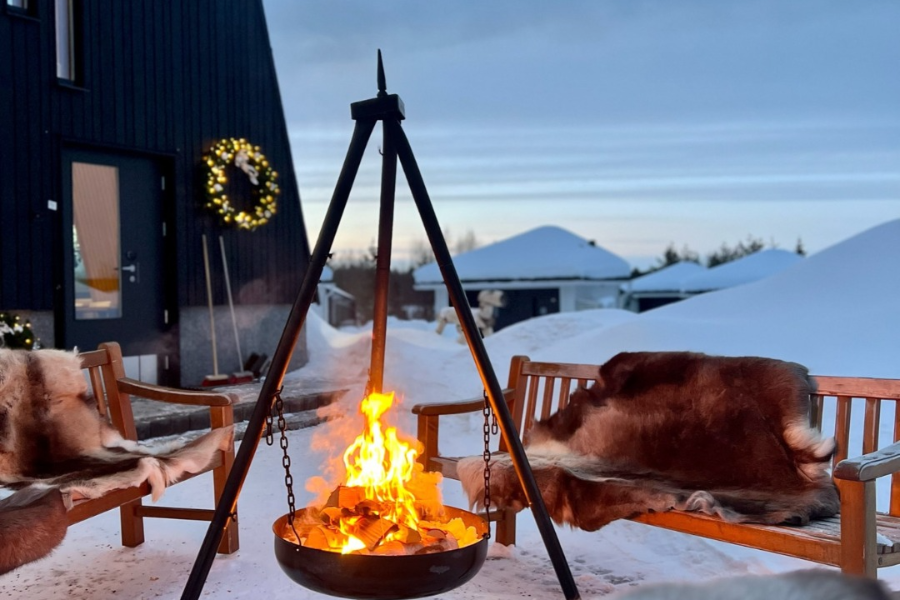 SANTA’S IGLOOS ARCTIC CIRCLE