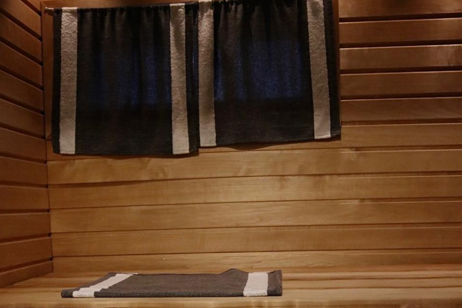 SANTA’S IGLOOS ARCTIC CIRCLE