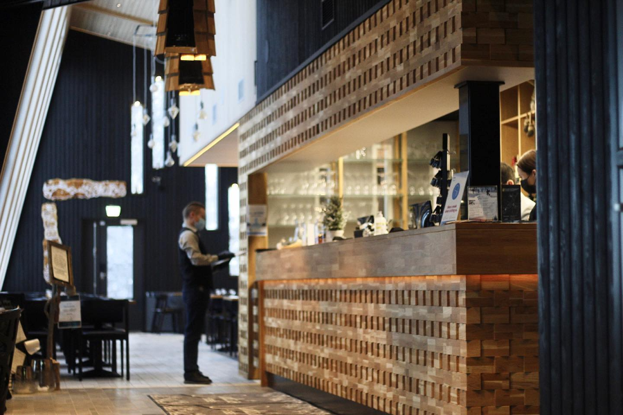 SANTA’S IGLOOS ARCTIC CIRCLE