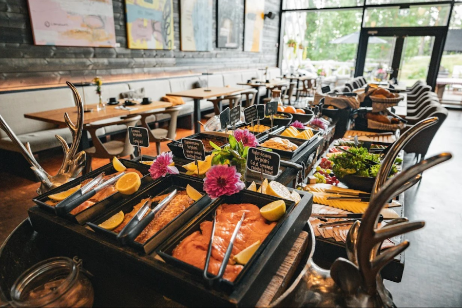 RAKAS RESTAURANT & BAR