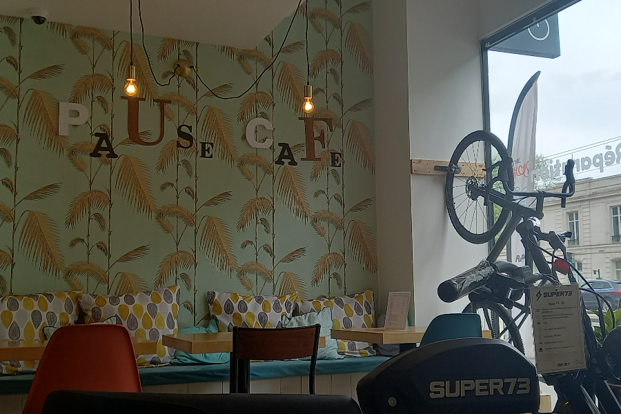 BICYCLE CLUB VELO CAFE - ©BICYCLE CLUB VELO CAFE