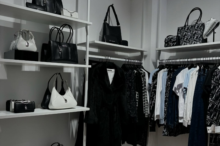 CENTRE OUTLET MCARTHURGLEN PARIS-GIVERNY