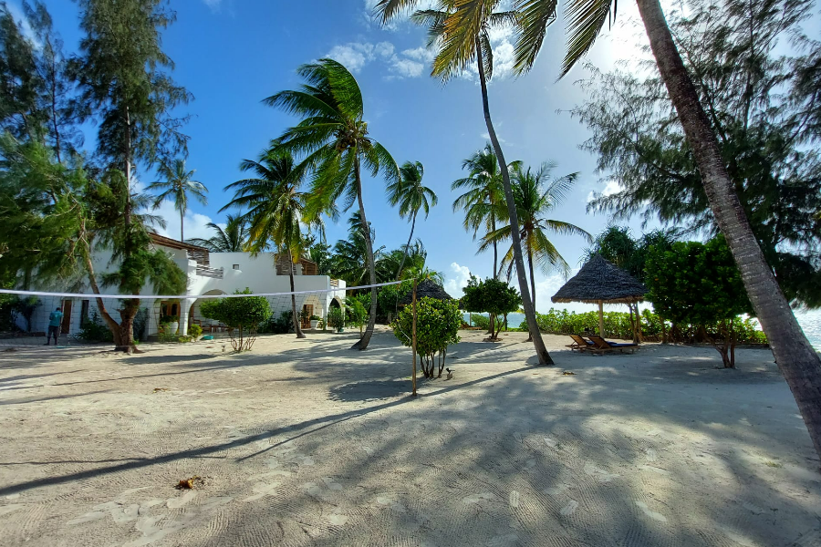 Private beachfront villas - ©Kijani Beach Villas
