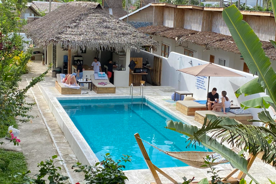 PARROTS BOUTIQUE RESORT