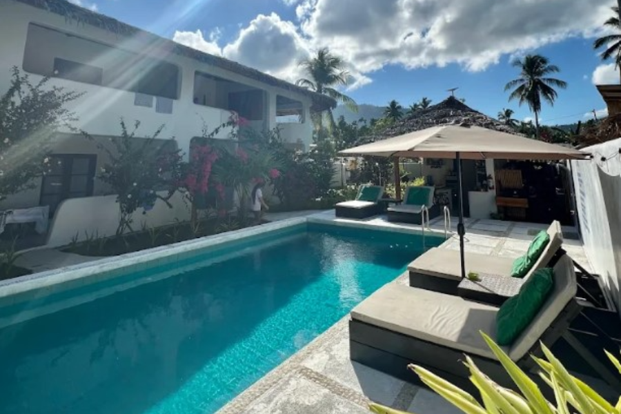 PARROTS BOUTIQUE RESORT