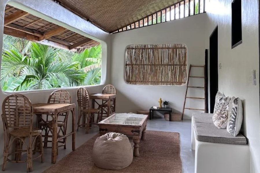 PARROTS BOUTIQUE RESORT