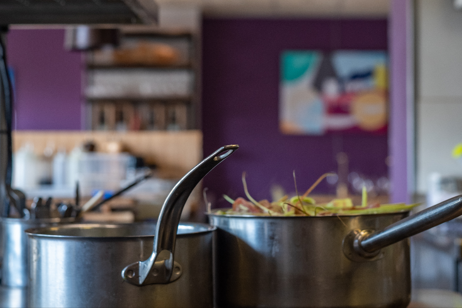 Les casseroles du restautant Magma - ©Dans la lentille de Mlle Deufre